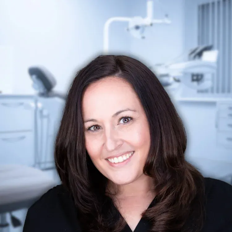 Jenn, Front Desk at e.s.i. Healthy Dentistry